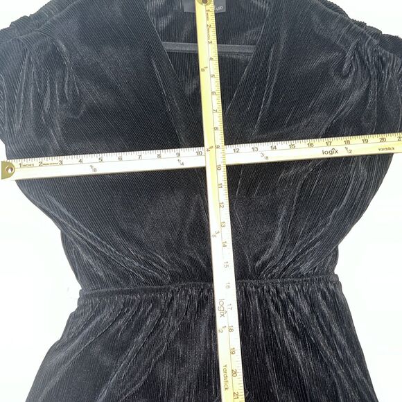 Fate by LFD Black Ribbed Textured Jumpsuit Romper Sz S Stretch Wide Leg Flowy - Picture 9 of 12